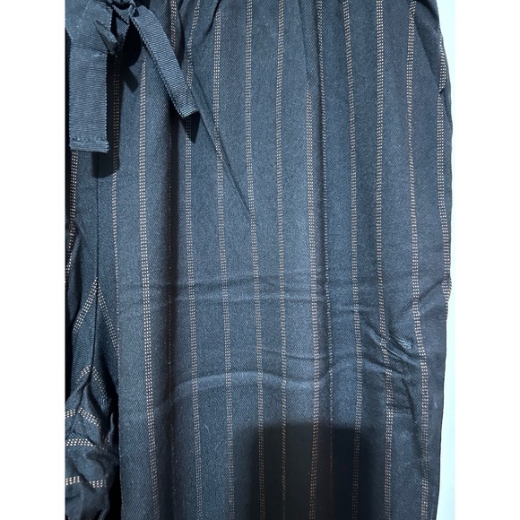 Torrid Women's 1X Black Pinstripe Ryn Twill Straight Leg Pants with Drawstring - Picture 3 of 8